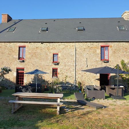 Chambres De Villee Saint-Georges-de-Gréhaigne Exterior photo